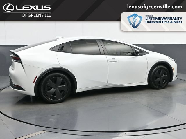 Used 2023 Toyota Prius LE FWD image 8