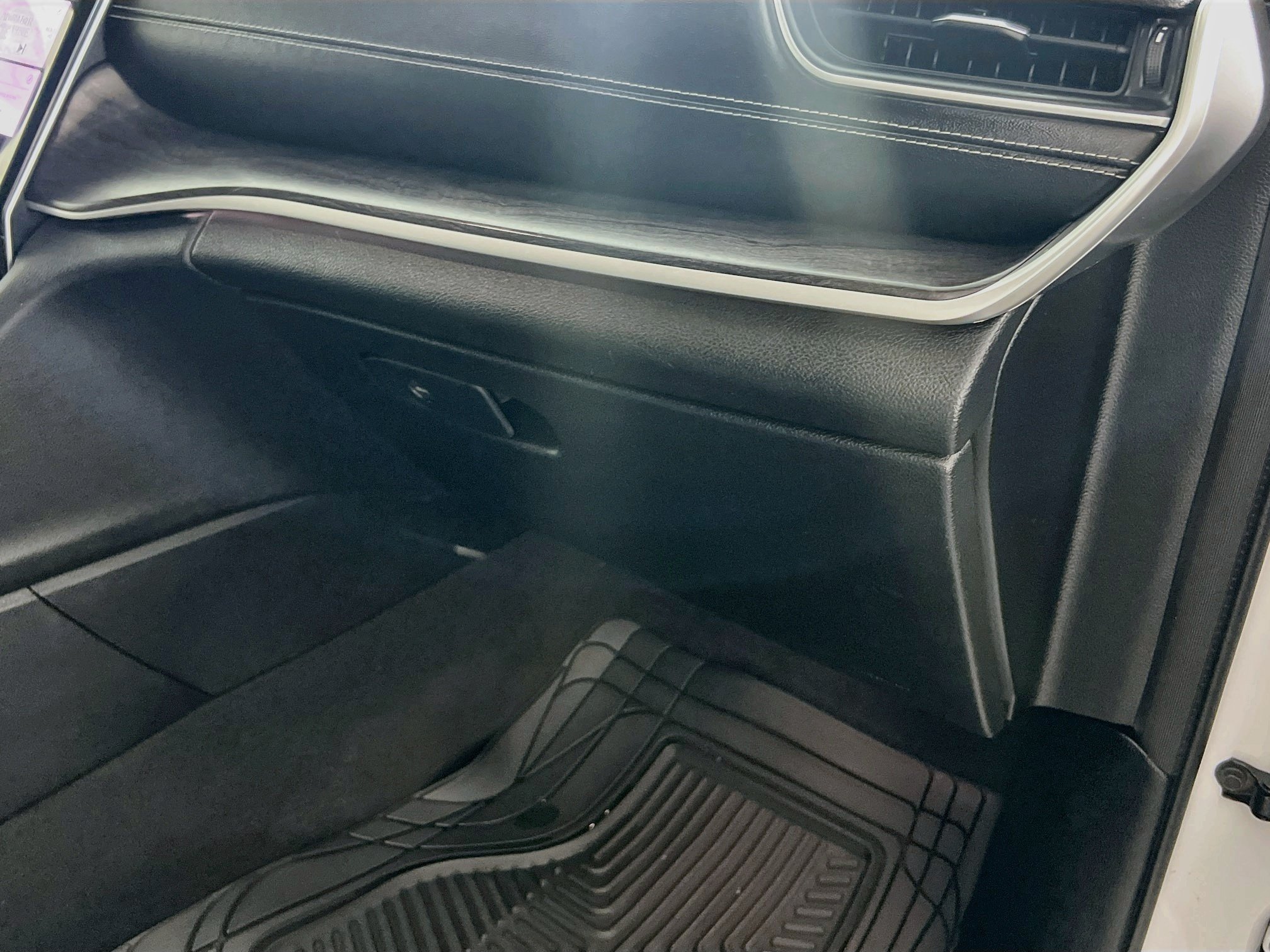 Used 2021 Jeep Grand Cherokee L Limited RWD image 34