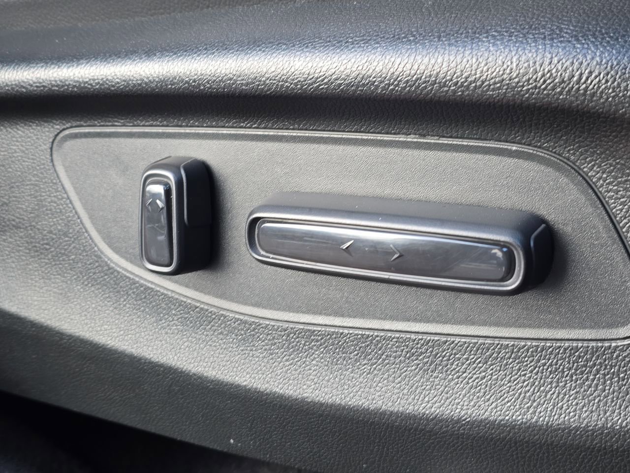 Used 2023 Honda CR-V Sport Touring image 19