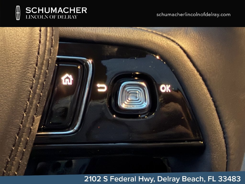 New 2026 Lincoln Aviator Reserve w/ Luxury Package RWD image 17