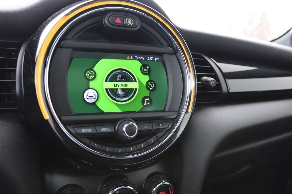 Used 2019 MINI Cooper S w/ Premium Package image 10