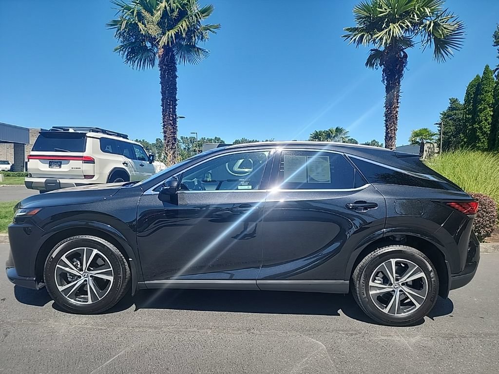 Certified 2024 Lexus RX 350 Premium w/ Convenience Package AWD/4WD image 2