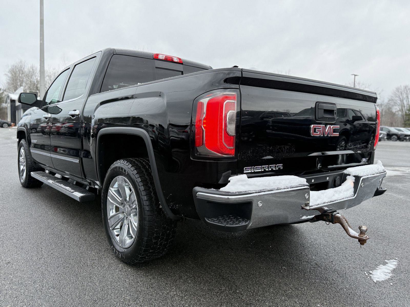 Used 2018 GMC Sierra 1500 SLT image 8