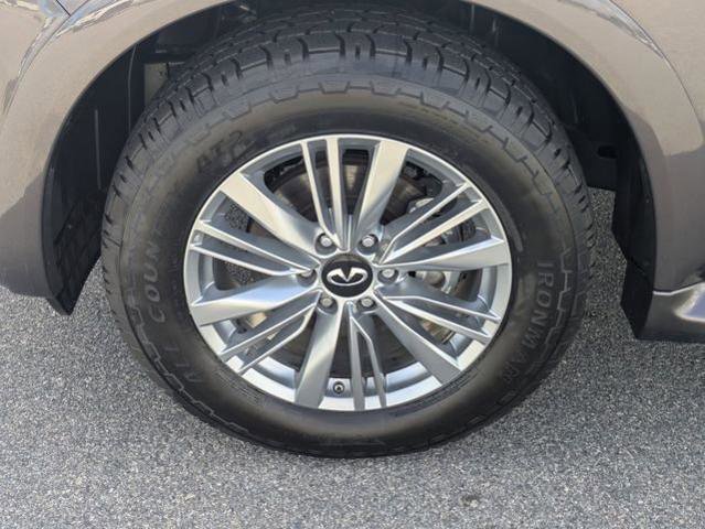 Used 2024 INFINITI QX80 Luxe RWD image 12