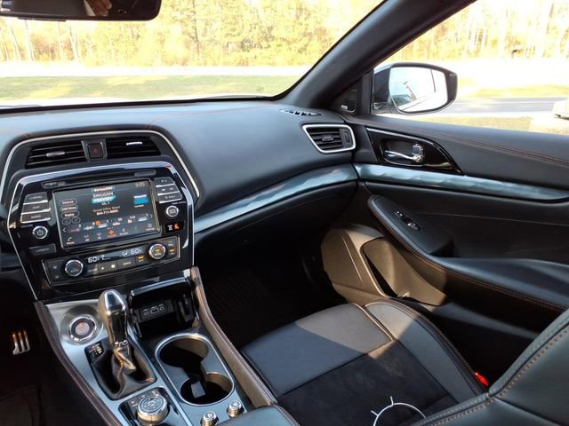 Used 2023 Nissan Maxima SR w/ Sport Mat Group image 11