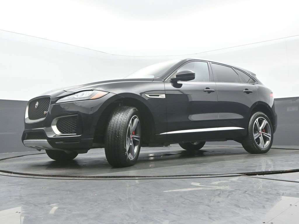 Used 2020 Jaguar F-PACE S image 29