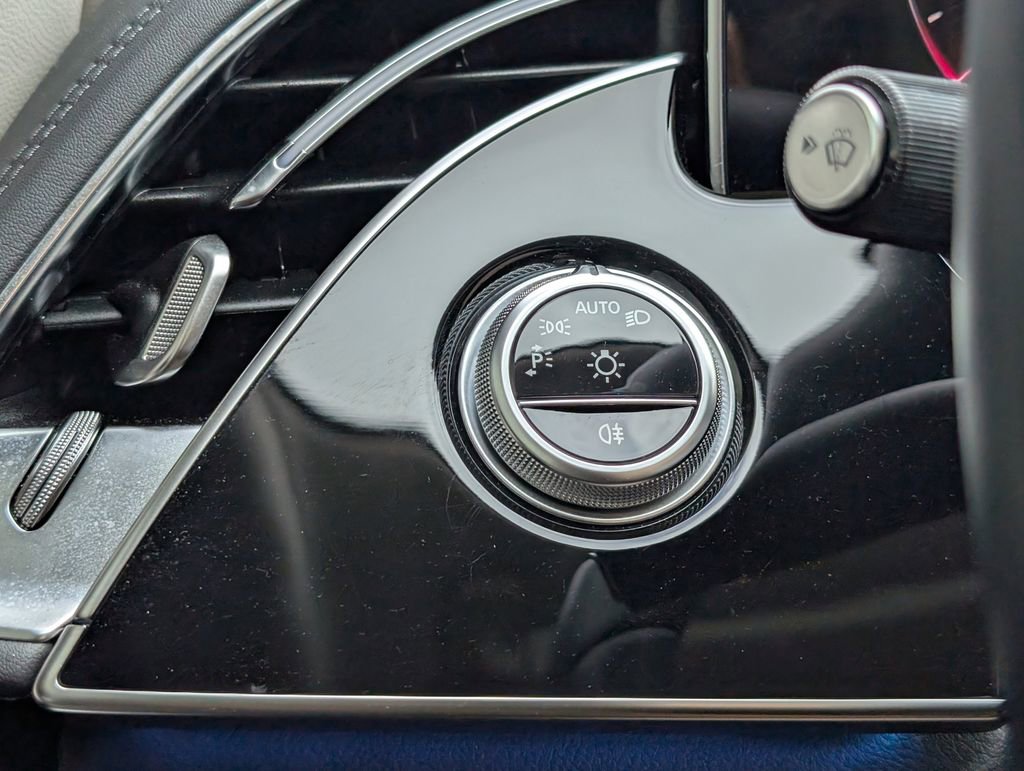 Certified 2025 Mercedes-Benz E 350 4MATIC Sedan image 22