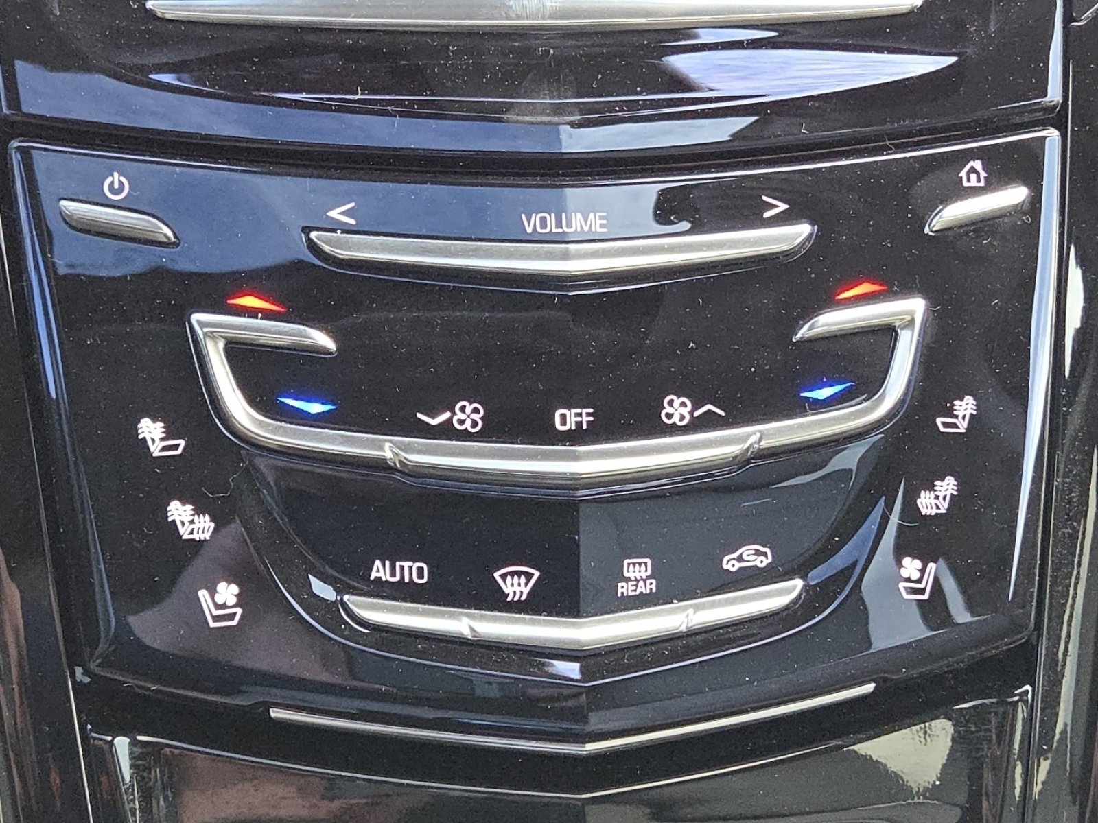 Used 2020 Cadillac Escalade Premium Luxury image 39