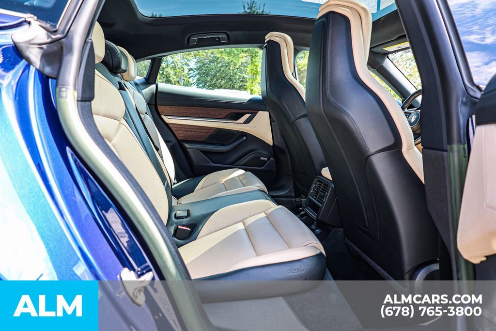 Used 2022 Porsche Taycan 4S image 23