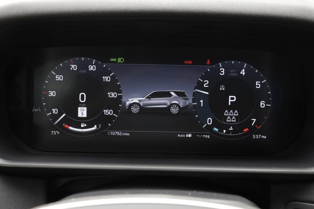 Certified 2025 Land Rover Discovery S AWD/4WD image 8