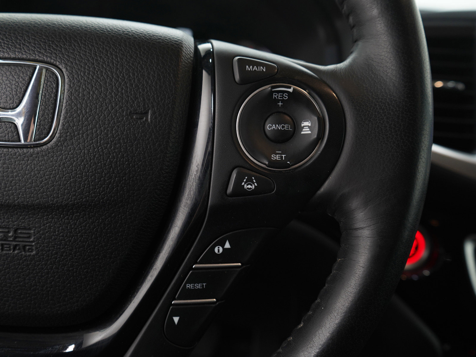 Used 2020 Honda Ridgeline RTL-E image 29