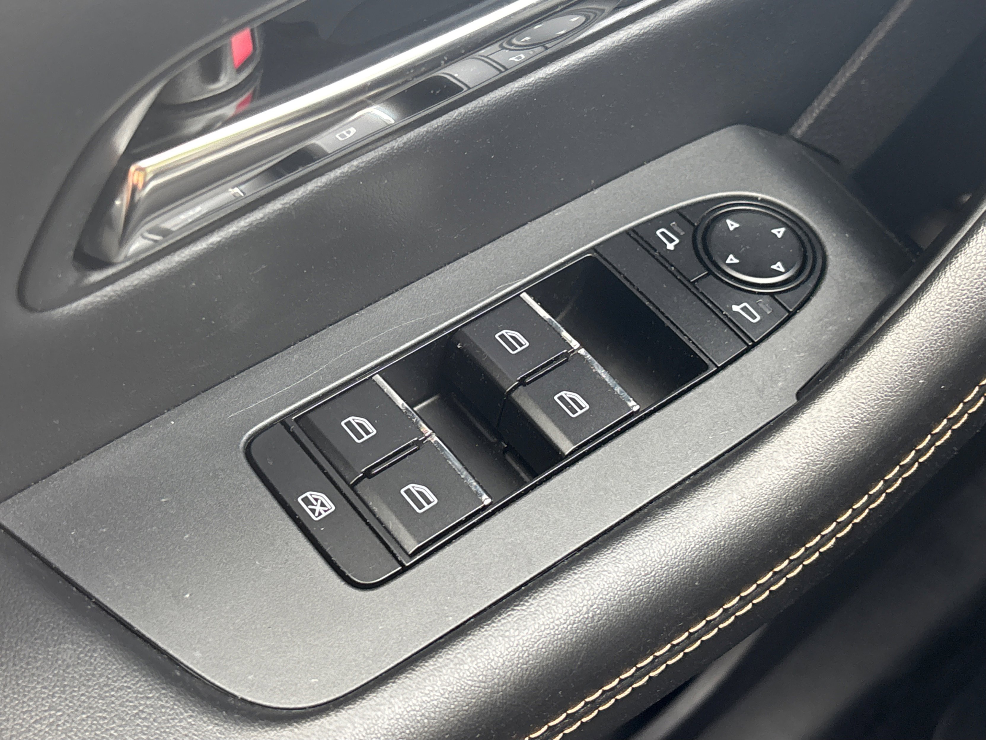 Used 2024 MAZDA CX-90 Plug-In Hybrid w/ Premium Pkg image 54