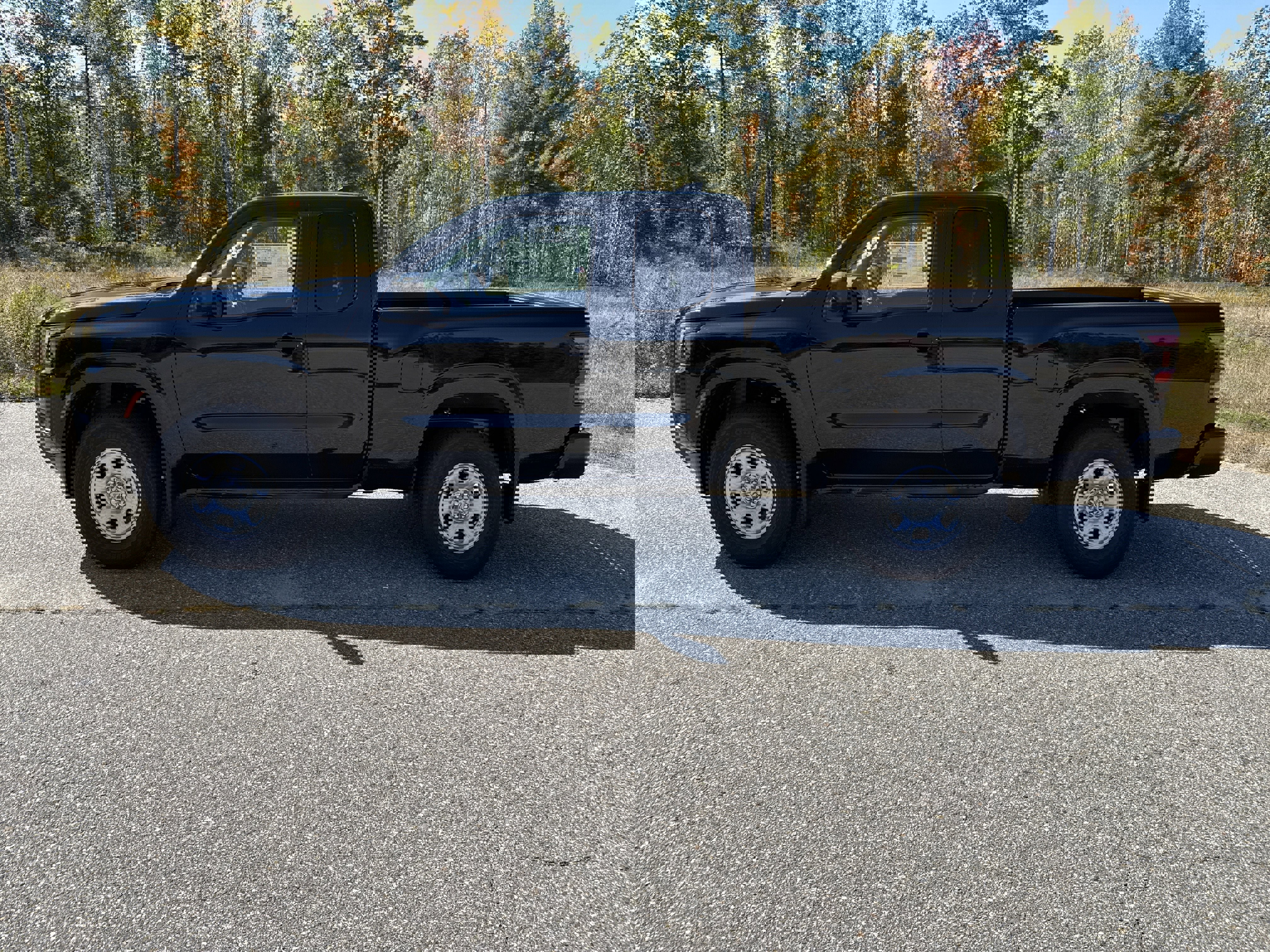 New 2026 Nissan Frontier S image 2