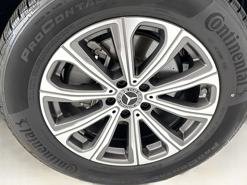 Certified 2026 Mercedes-Benz GLC 300 image 31