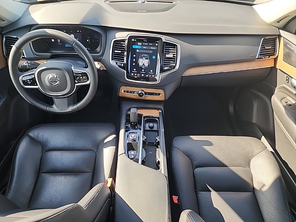 Certified 2024 Volvo XC90 T8 Plus w/ Protection Package Premier AWD/4WD image 22