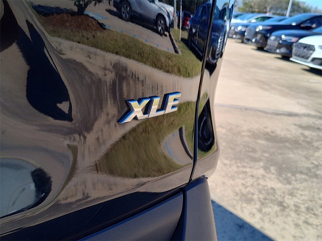 Used 2024 Toyota RAV4 XLE image 8