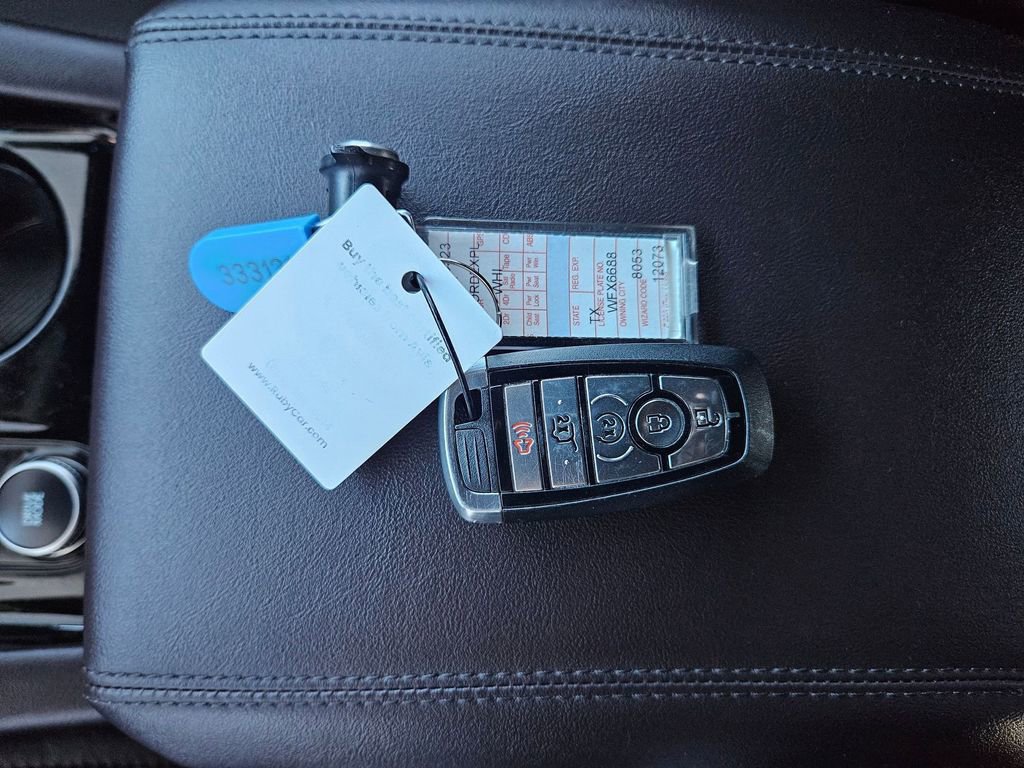 Used 2025 Ford Explorer Platinum w/ LUX Leather Package image 29