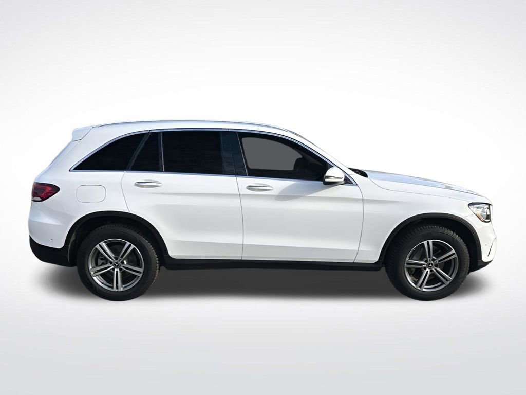 Used 2022 Mercedes-Benz GLC 300 GLC 300 image 2