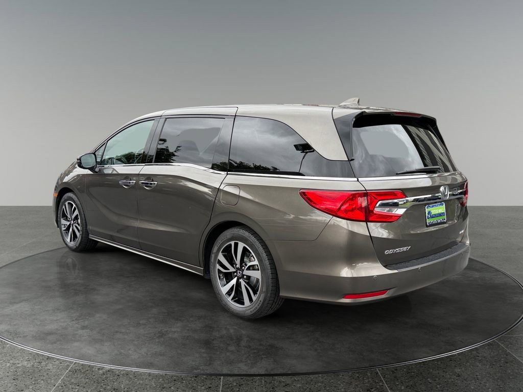 Used 2018 Honda Odyssey Elite image 8