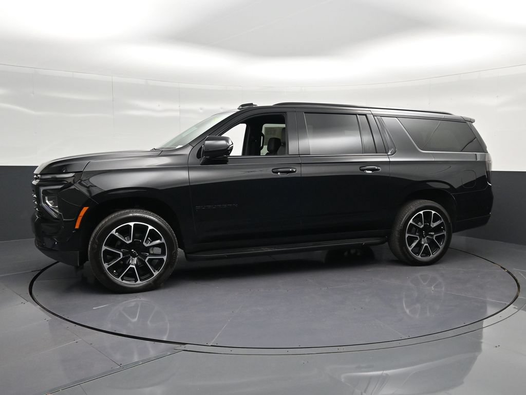 Used 2025 Chevrolet Suburban RST w/ Comfort Package RWD image 7