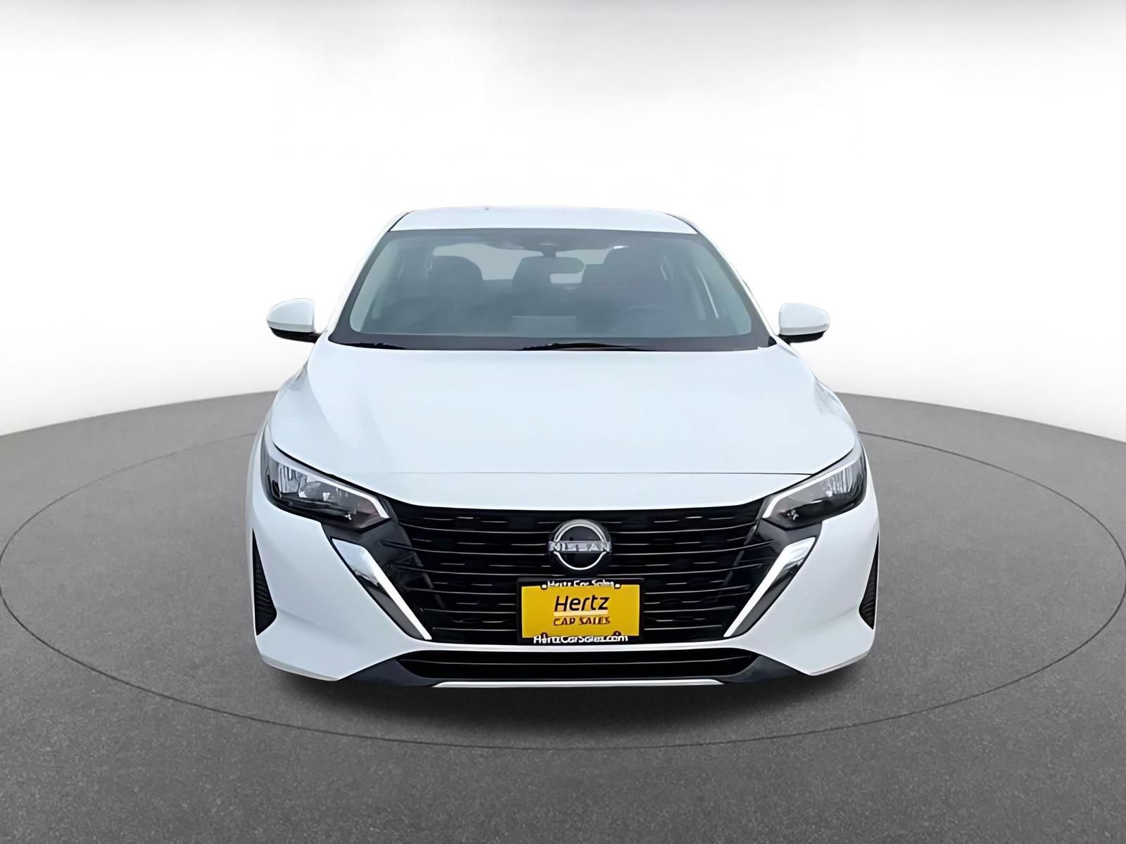Used 2025 Nissan Sentra SV FWD image 4