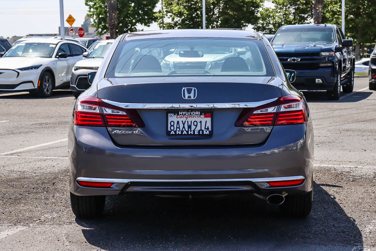 Used 2017 Honda Accord LX image 7