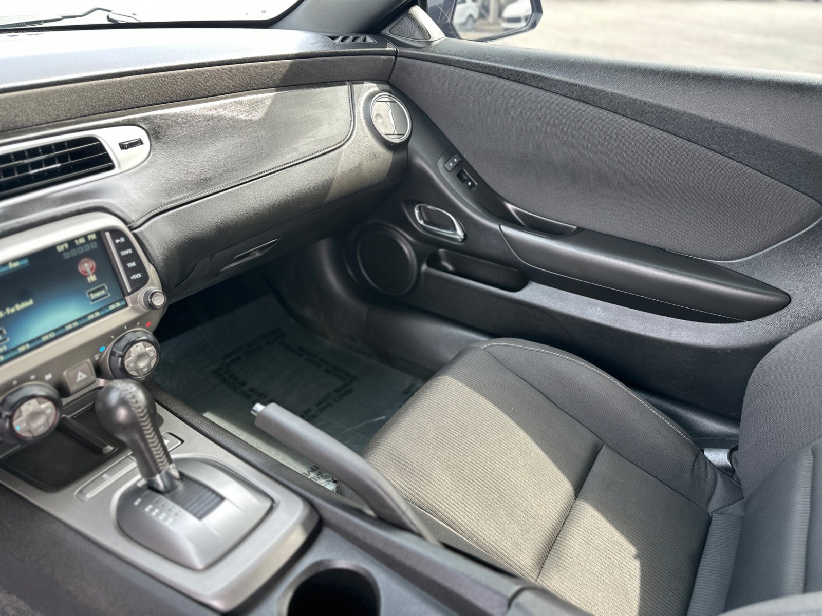 Used 2015 Chevrolet Camaro LT w/ 1LT Preferred Package image 31