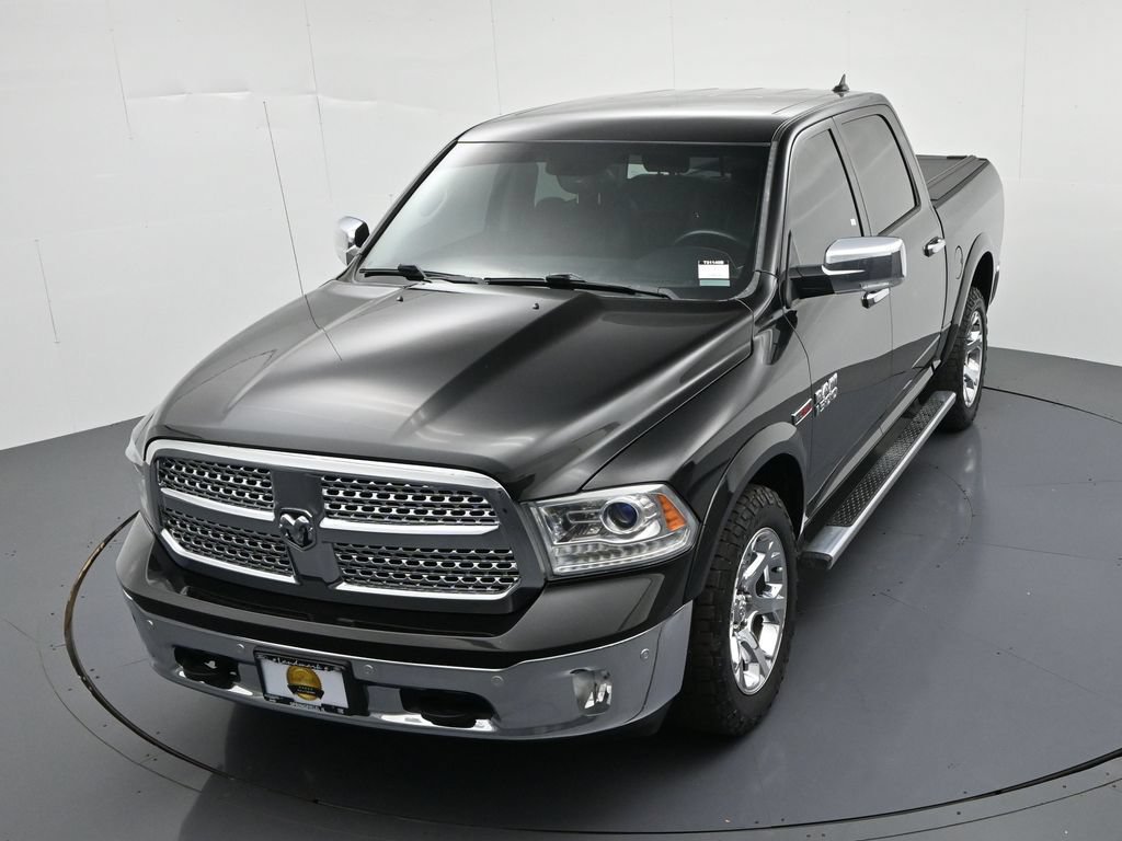 Used 2015 RAM 1500 Laramie w/ Convenience Group AWD/4WD image 18