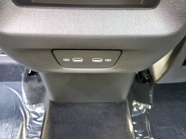 New 2026 Volkswagen Tiguan SE AWD/4WD image 11