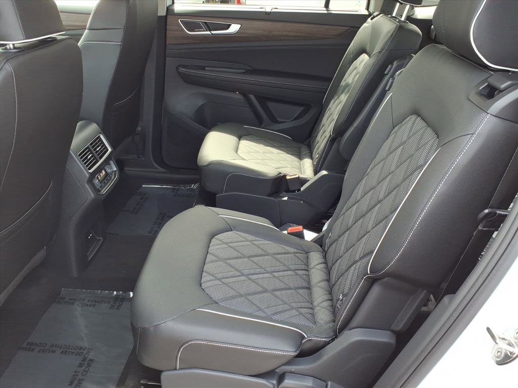 New 2026 Volkswagen Atlas SEL Premium R-Line image 15