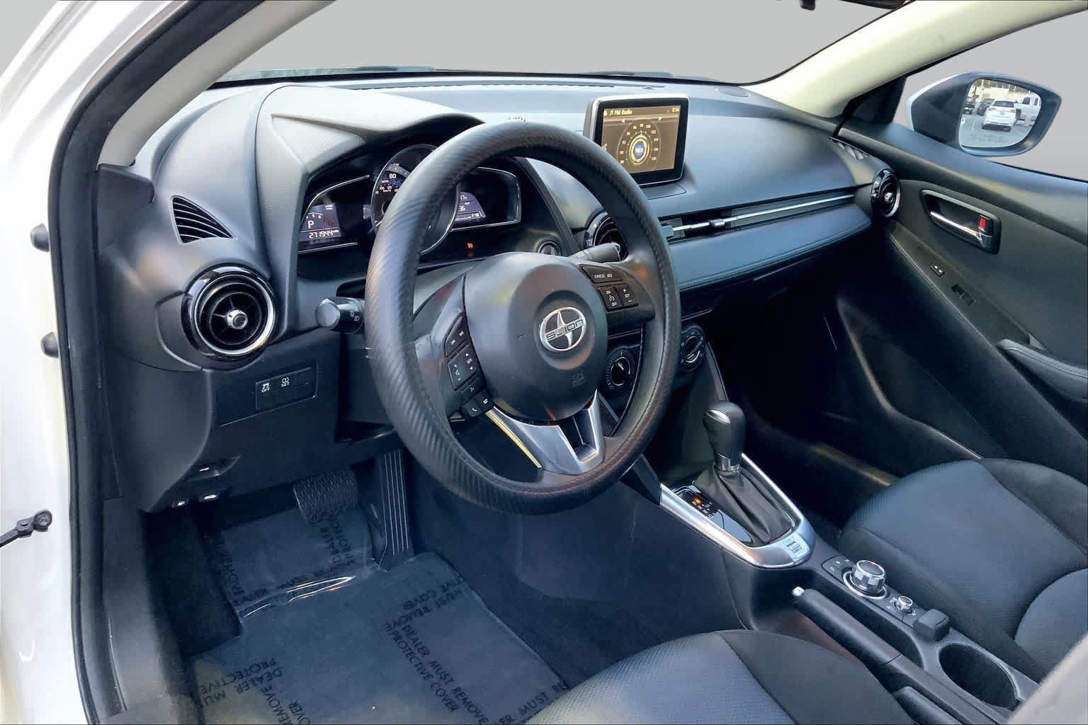 Used 2016 Scion iA FWD image 14