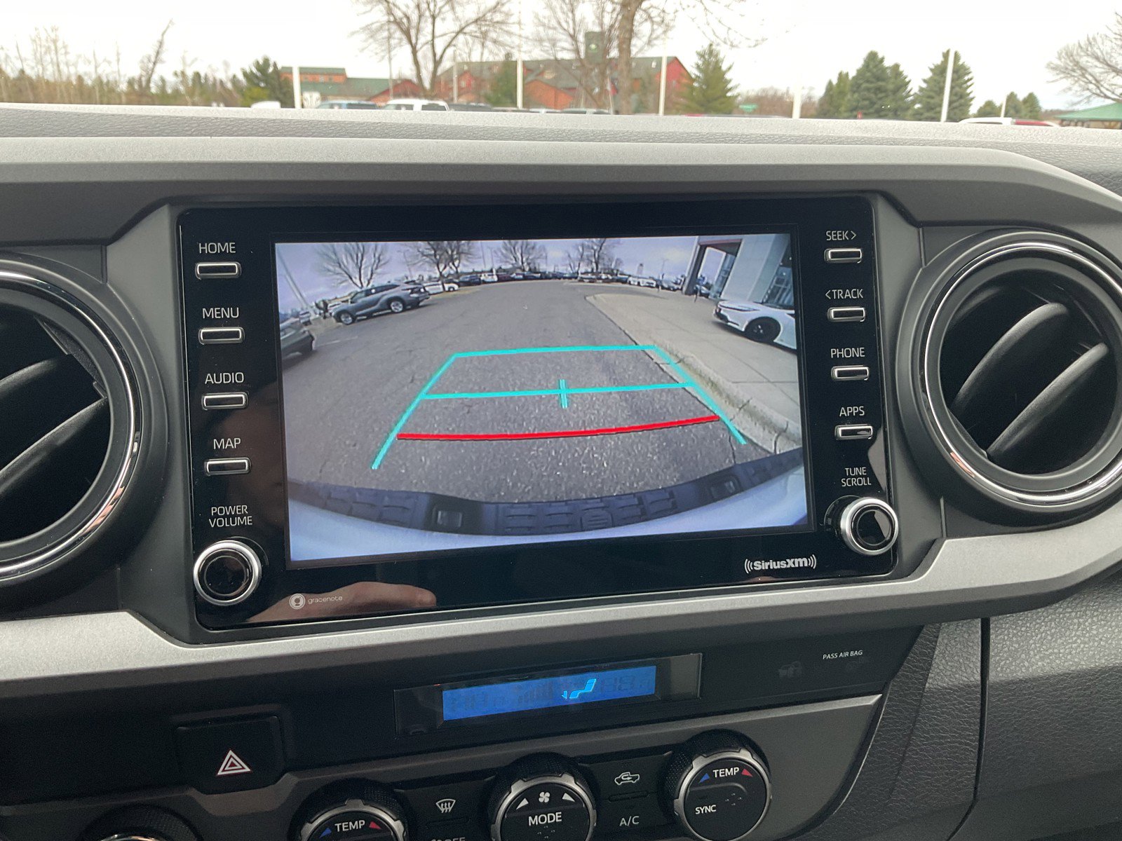 Used 2023 Toyota Tacoma TRD Off-Road image 29