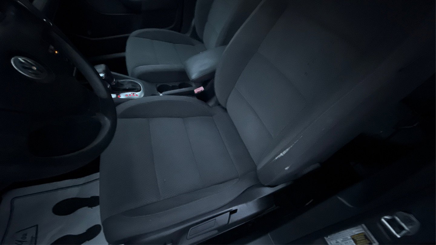 Used 2009 Volkswagen Rabbit S image 13