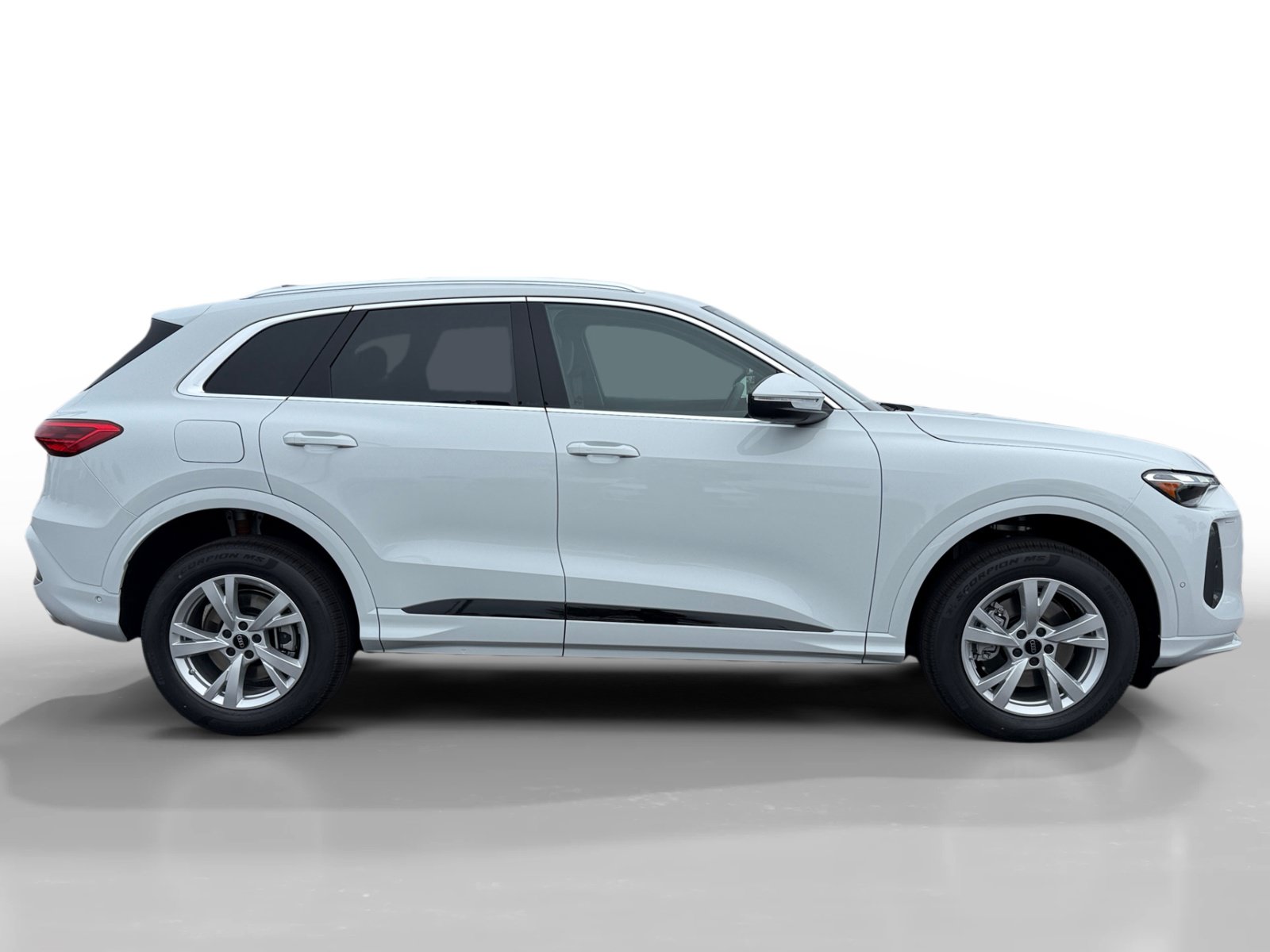 New 2025 Audi Q5 Premium AWD/4WD image 6