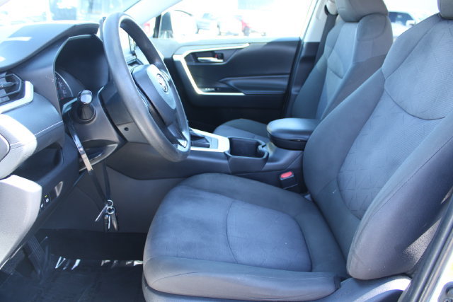 Used 2022 Toyota RAV4 XLE FWD image 32