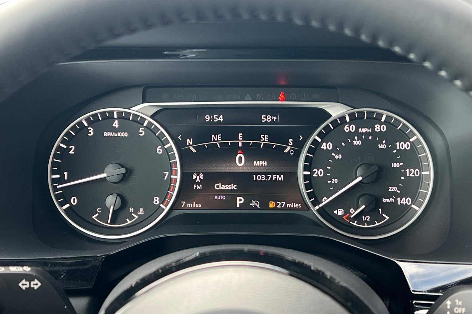 New 2025 Nissan Pathfinder SL w/ Lighting Package (N92) image 31