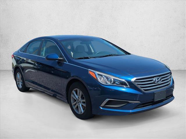 Used 2017 Hyundai Sonata SE image 3