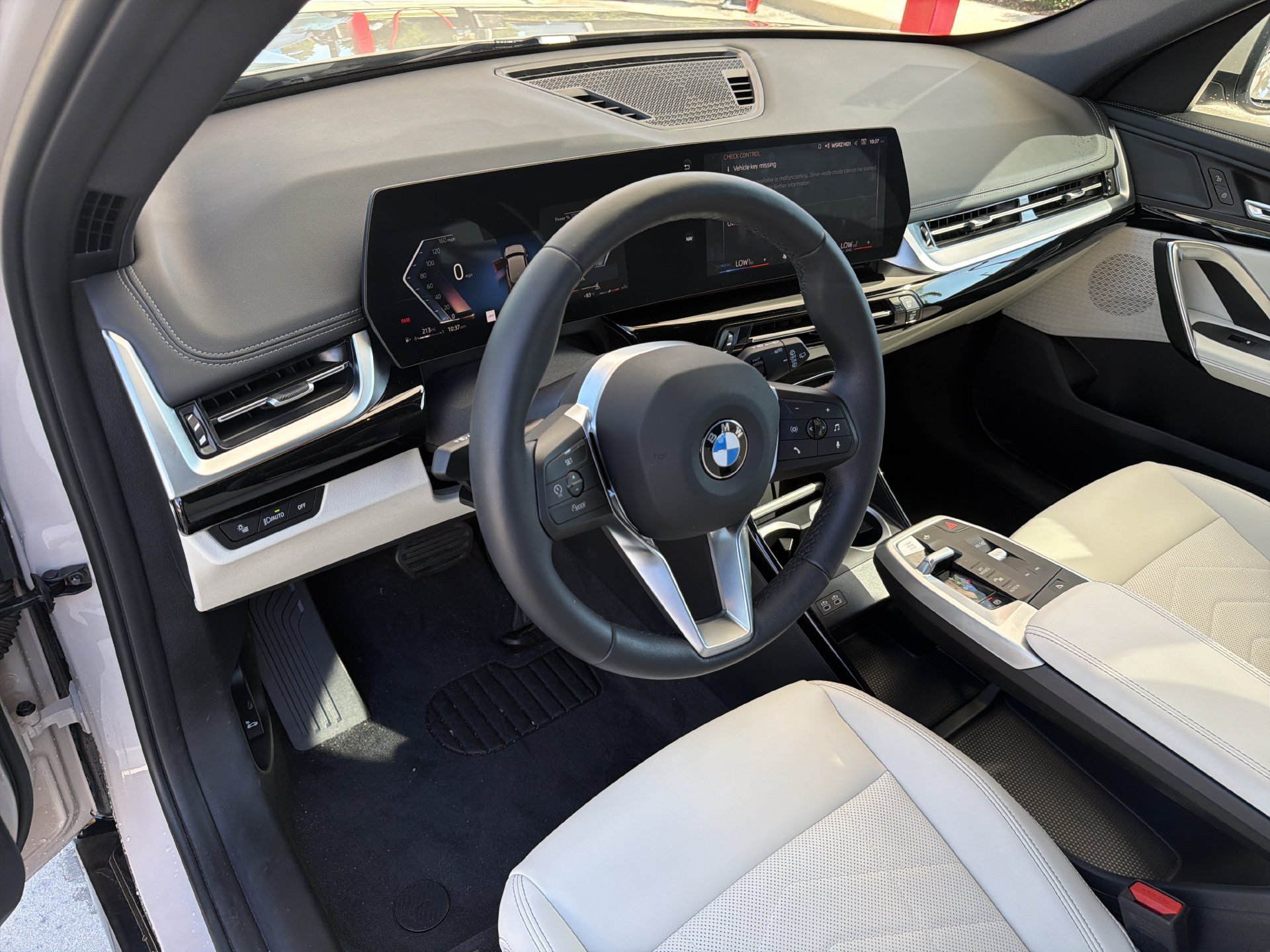 Used 2026 BMW X1 xDrive28i AWD/4WD image 21