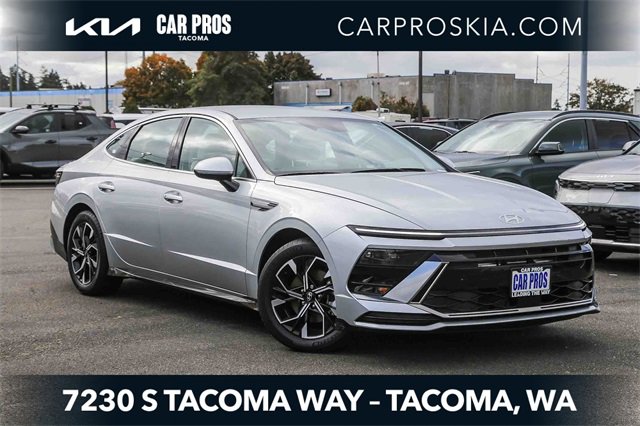 Used 2024 Hyundai Sonata SEL image 1