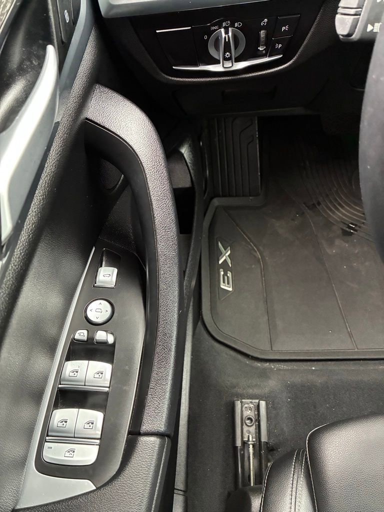 Used 2024 BMW X3 xDrive30i w/ Convenience Package AWD/4WD image 26