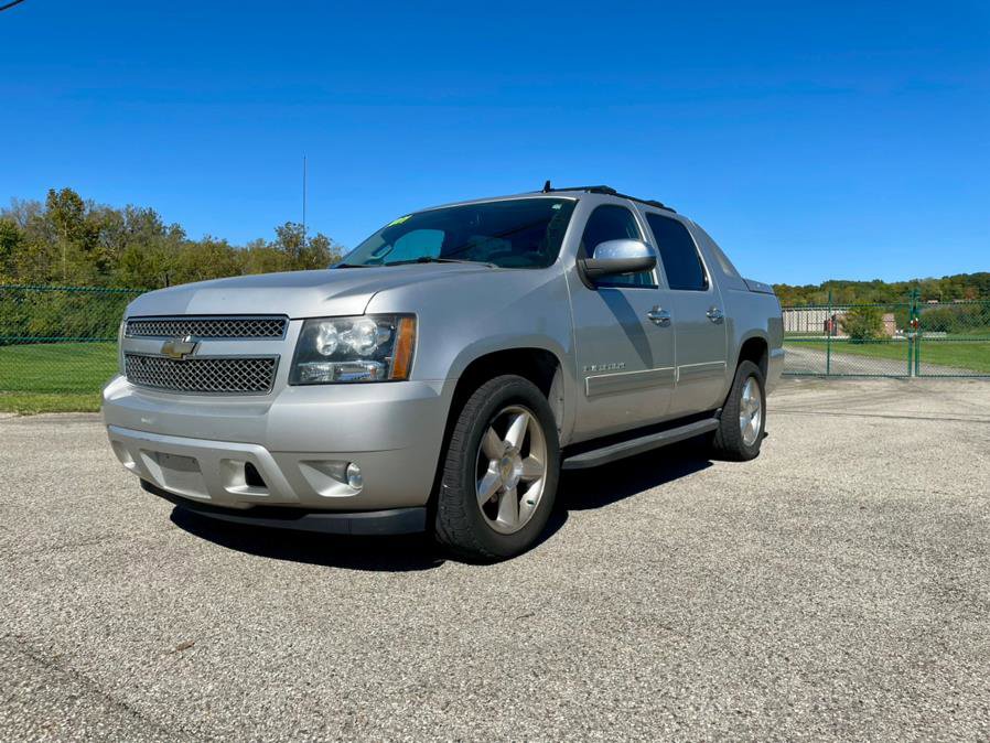 Used 2011 Chevrolet Avalanche LS w/ Regional Value Package image 1
