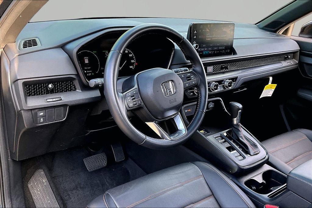 Used 2025 Honda CR-V Sport-L image 14