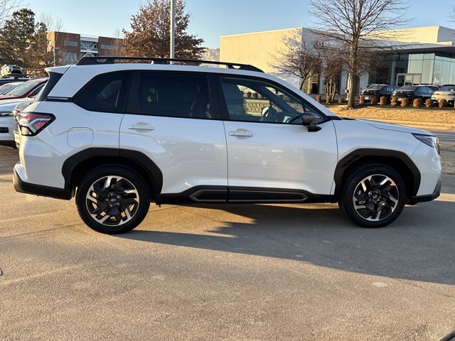 Used 2025 Subaru Forester Limited image 2