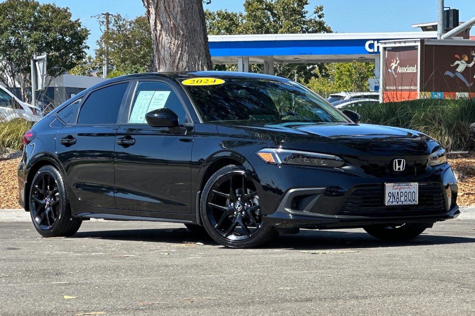 Certified 2024 Honda Civic Sport image 2