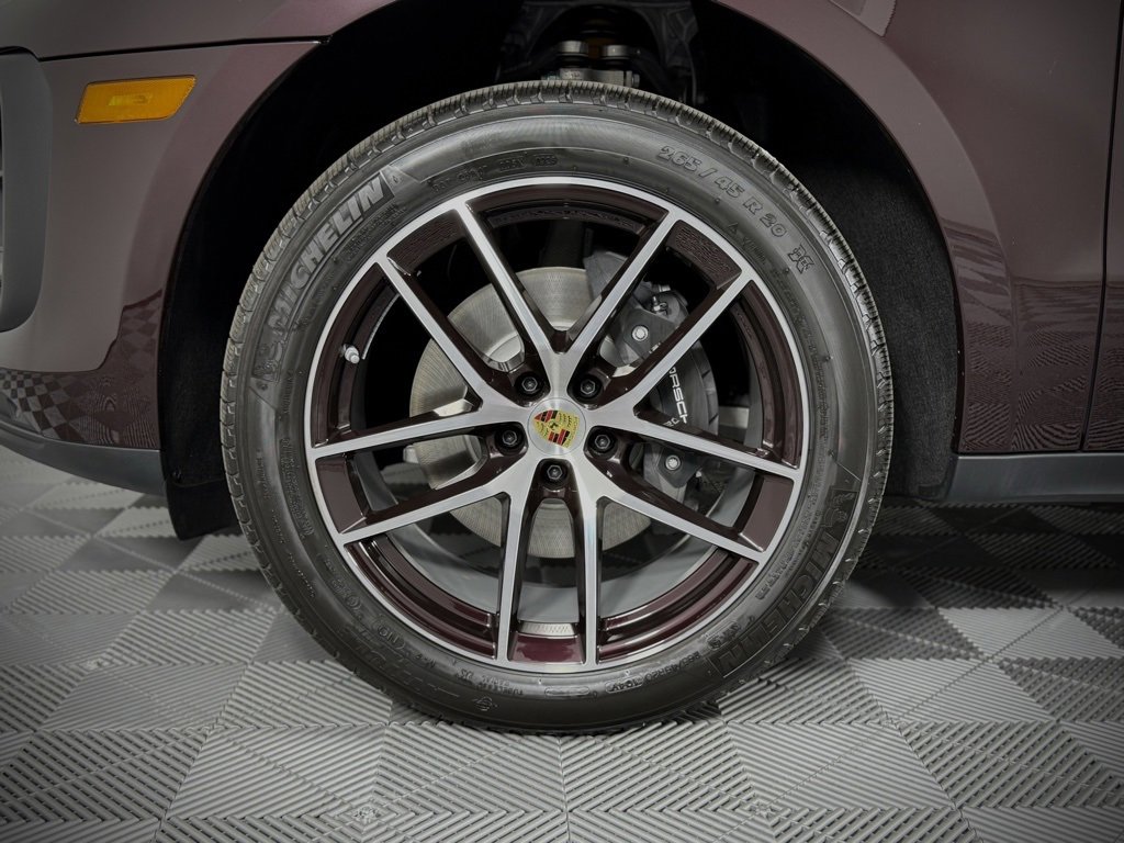 New 2025 Porsche Macan image 14