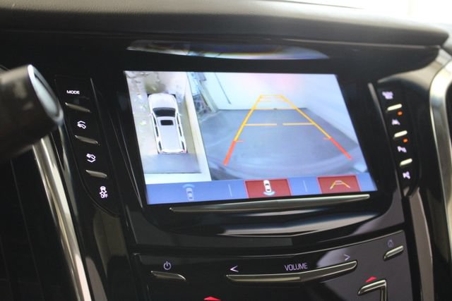 Used 2017 Cadillac Escalade Luxury AWD/4WD image 20