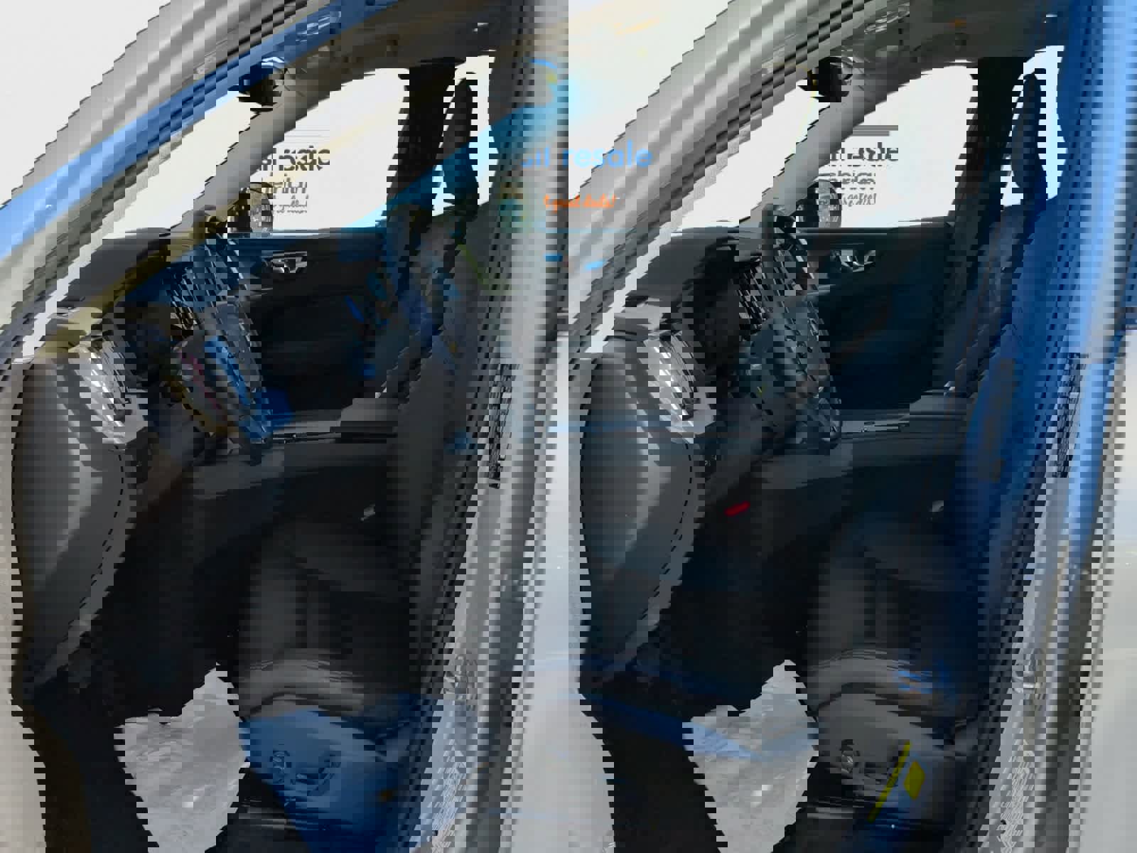 Used 2025 Volvo XC60 B5 Plus image 10