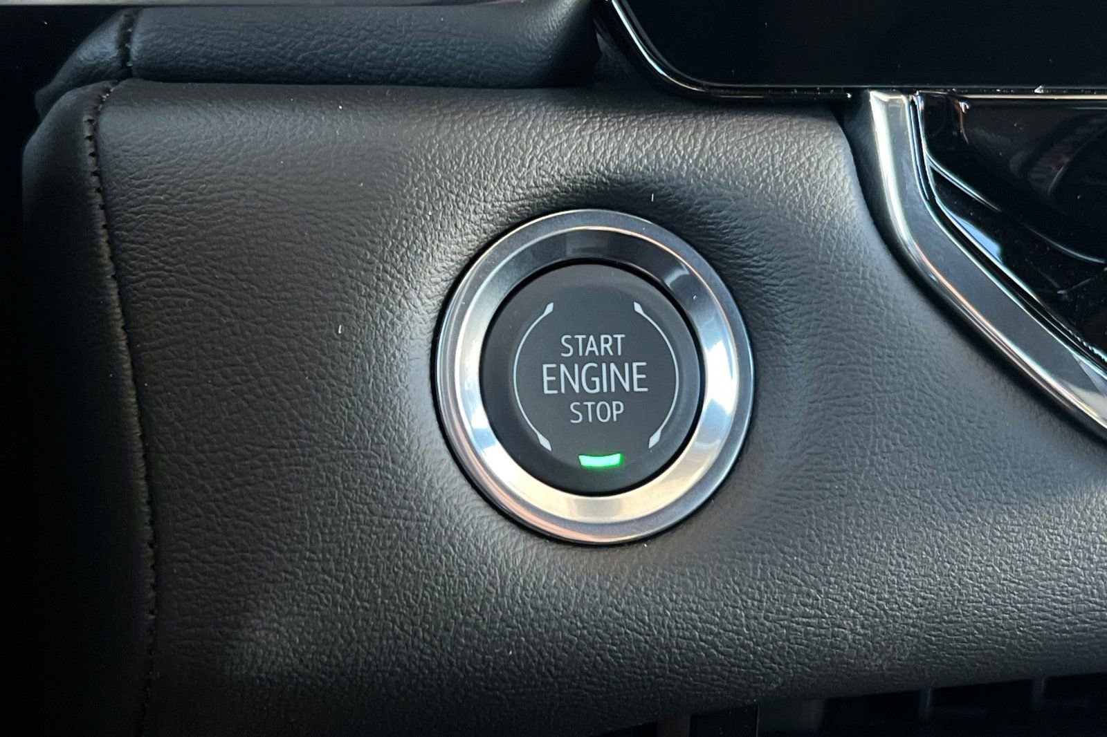 New 2026 GMC Canyon Elevation w/ Convenience Package image 21