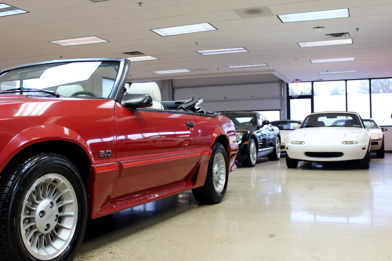 Used 1987 Ford Mustang GT image 24