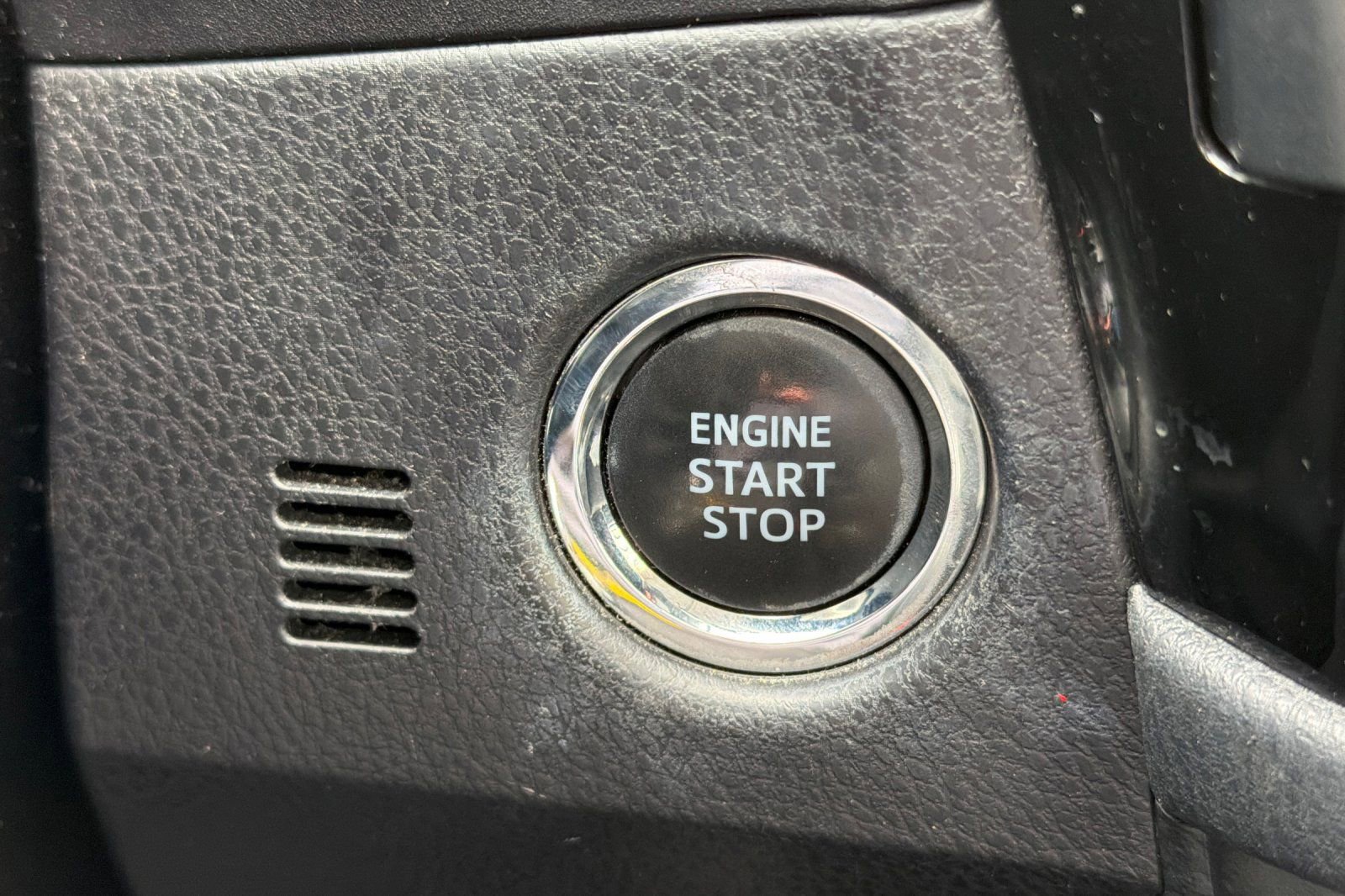 Used 2015 Toyota Corolla LE Premium FWD image 20